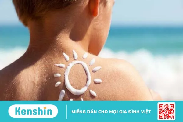 Hướng dẫn cách tắm nắng đúng để bổ sung vitamin D đúng cách