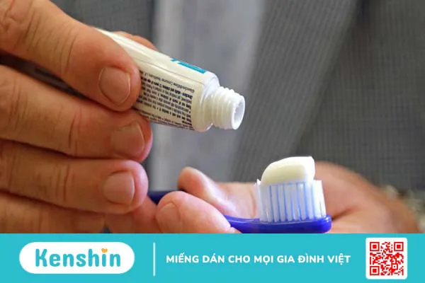 Hướng dẫn cách vệ sinh răng niềng tại nhà đúng cách