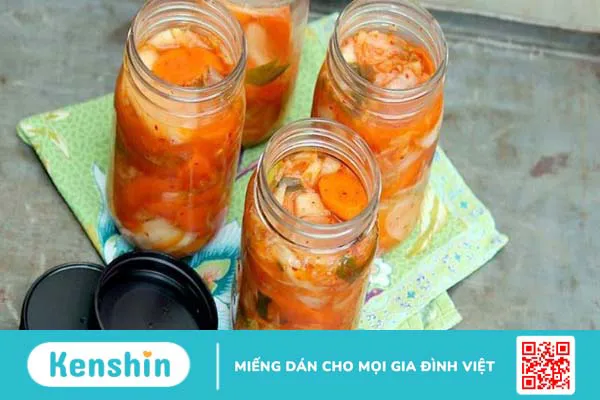 Kim chi bao nhiêu calo? Ăn kim chi có béo không? Lưu ý khi ăn