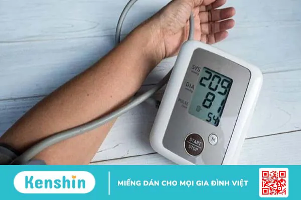 Lá sen có tác dụng gì? Đối tượng nên lưu ý khi sử dụng