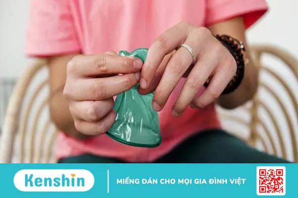 Làm gì khi bao cao su bị rách? Cách xử trí và phòng ngừa kịp thời