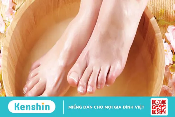 Mẹo chăm sóc để móng chân luôn đẹp