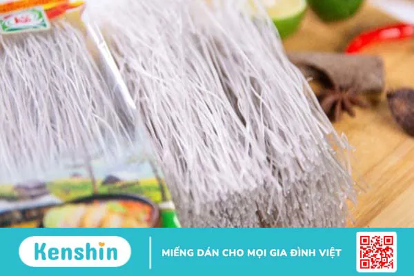 Miến bao nhiêu calo? Ăn miến có béo không? Cách ăn miến giảm cân