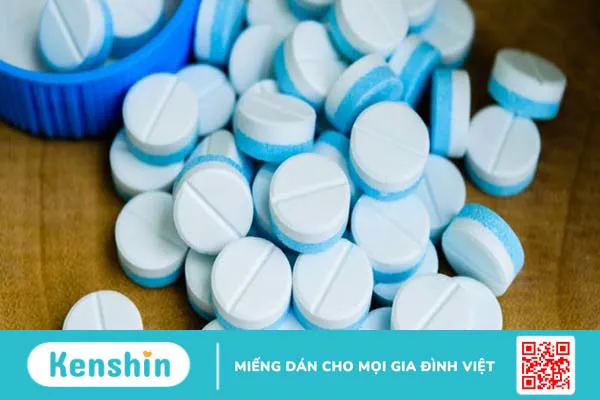 Người bị sốt nên ăn gì và không nên ăn gì để mau hết bệnh