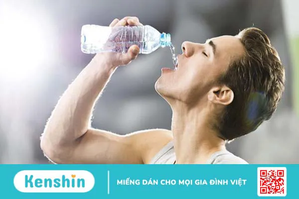 Những dấu hiệu cho thấy cơ thể bạn đang bị mất nước