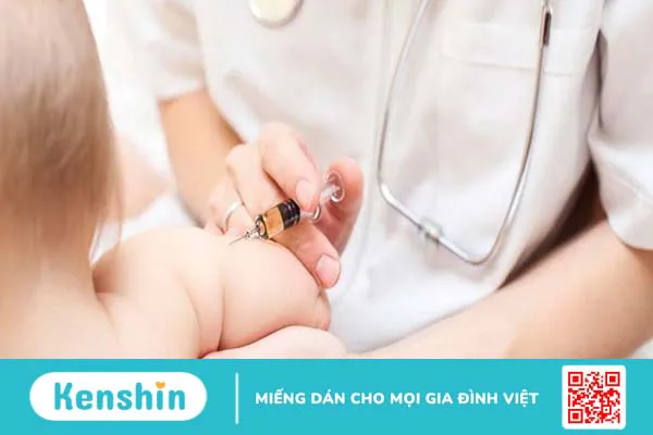 Những lưu ý khi đưa trẻ đi tiêm phòng