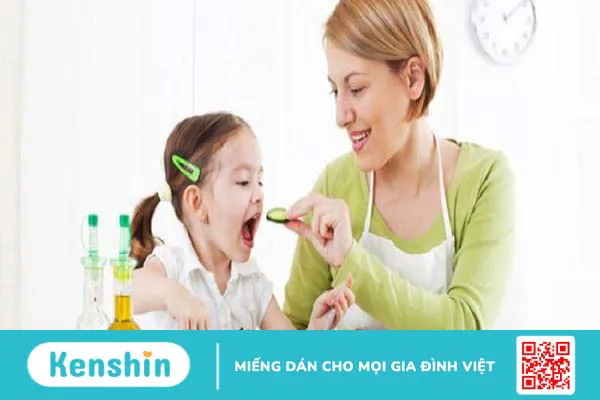 Phải làm gì khi trẻ bị suy dinh dưỡng, thấp còi?