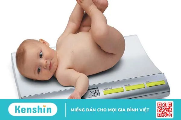 Phải làm gì khi trẻ bị suy dinh dưỡng, thấp còi?