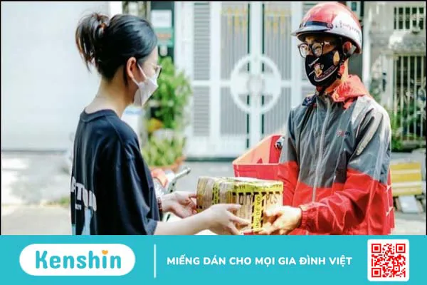 Phòng tránh bị lây nhiễm Covid-19 khi mua hàng online