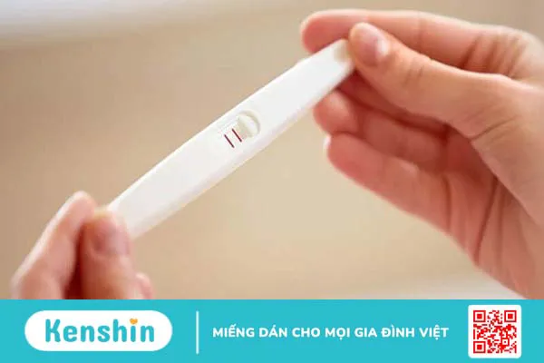 Quan hệ ngày đèn đỏ có hại không? 6 lợi ích và các lưu ý khi quan hệ