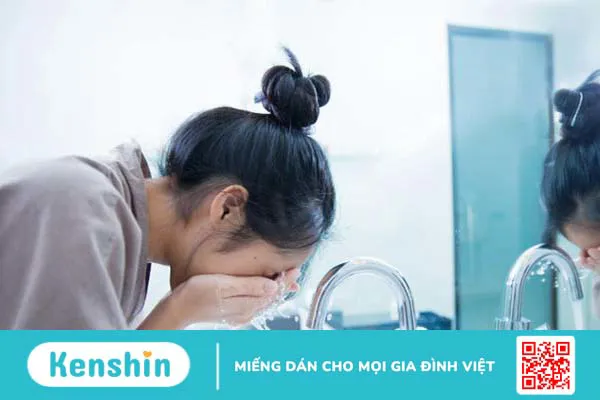 Quy trình chăm sóc da mụn tại nhà đơn giản, hiệu quả