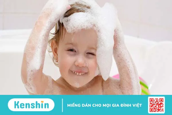 Rôm sảy là bệnh gì? Nguyên nhân, triệu chứng và cách điều trị