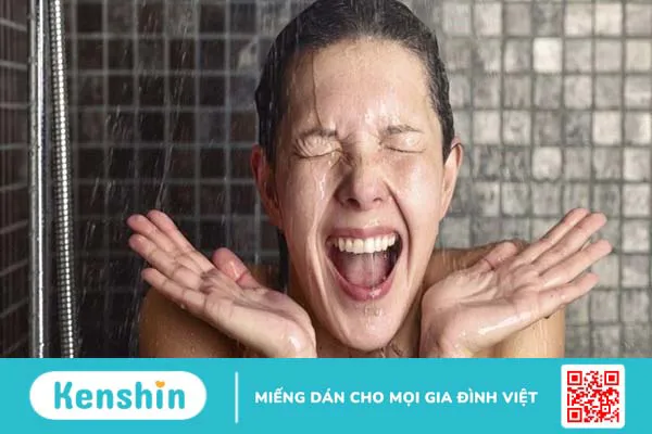 Tắm sáng có tốt không? 11 lợi ích của tắm buổi sáng bạn cần biết