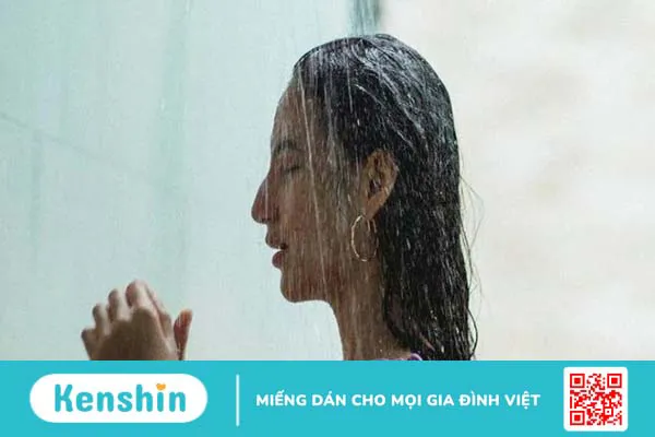 Tắm sáng có tốt không? 11 lợi ích của tắm buổi sáng bạn cần biết