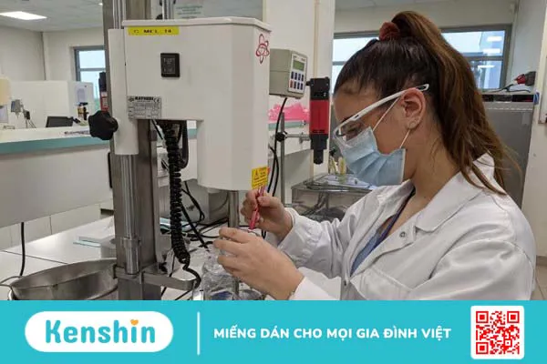 Thương hiệu Expanscience Laboratoires của nước nào? Có tốt không?