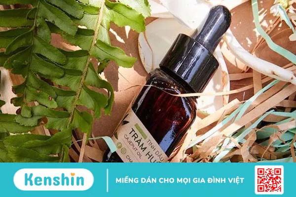 Tinh dầu tràm: 9 Tác dụng, cách dùng, lưu ý khi sử dụng