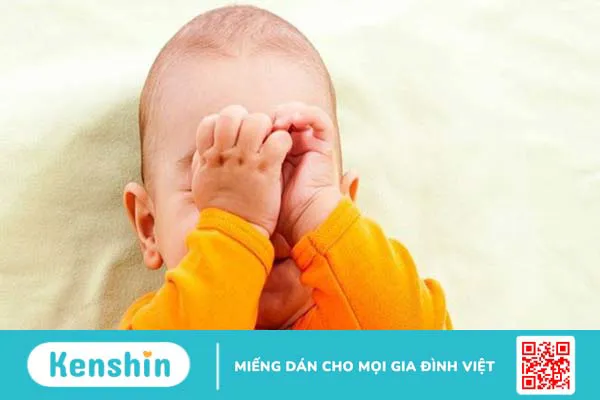 Trẻ bị đau mắt đỏ: Một số lưu ý cha mẹ cần quan tâm!