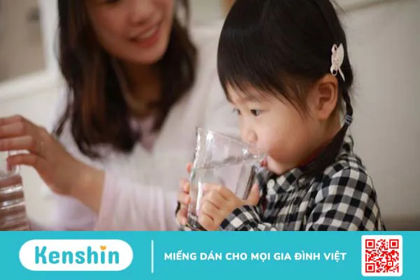 Trẻ sốt siêu vi mấy ngày hết? Cách chăm sóc cho bé mau hết bệnh