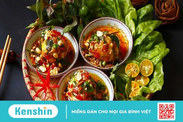 Trứng vịt lộn bao nhiêu calo? Ăn trứng vịt lộn có béo không?