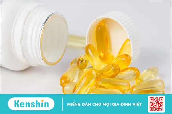 Uống tinh dầu hoa anh thảo có trị hết mụn nội tiết không?