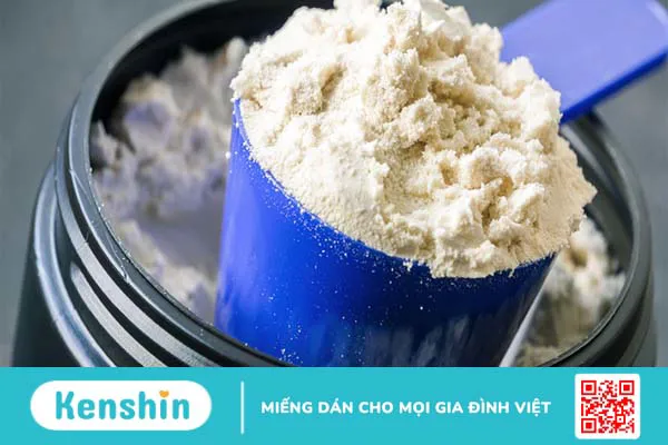 Uống whey protein có gây mụn không? Nguyên nhân, cách khắc phục