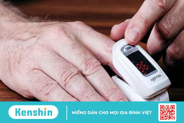 Vì sao máy đo nồng độ oxy trong máu cần thiết với bệnh nhân COVID-19?