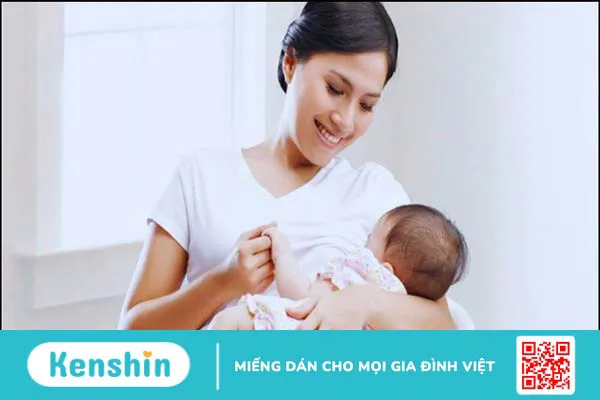 Vì sao sau sinh kinh nguyệt không đều? Có bình thường không?