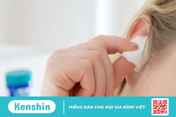 Viêm tai ngoài có tự khỏi không và bao lâu thì khỏi?