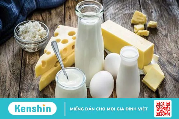 Viêm tai ngoài kiêng ăn gì? 6 thực phẩm cần tránh xa