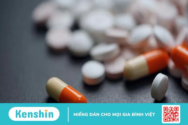 Xì mũi ra máu là bệnh gì? Có nguy hiểm không?