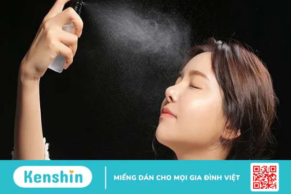 Xịt khoáng có tác dụng gì? 8 tác dụng của xịt khoáng và lưu ý khi dùng