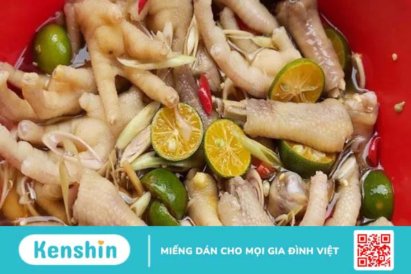 100g chân gà bao nhiêu calo? Ăn chân gà có mập không? Lưu ý khi ăn