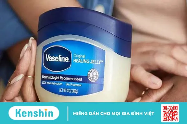 16 công dụng của vaseline trong làm đẹp và lưu ý khi sử dụng