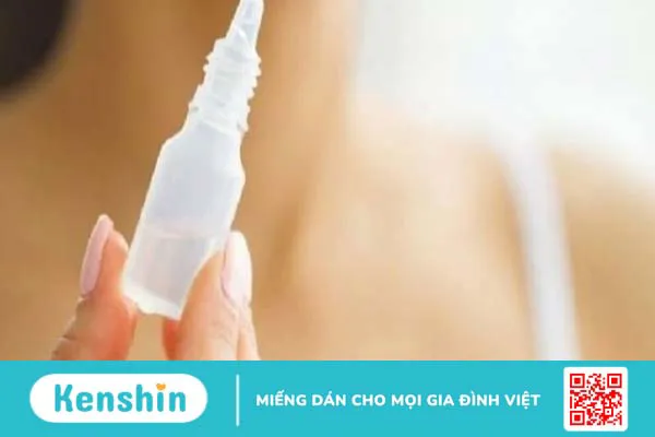 Nhỏ mắt nhiều có hại không? 5 tác hại của thuốc nhỏ mắt